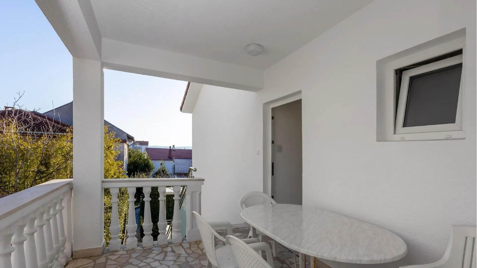 2 Bedroom Awesome Apartment In سيلتسي