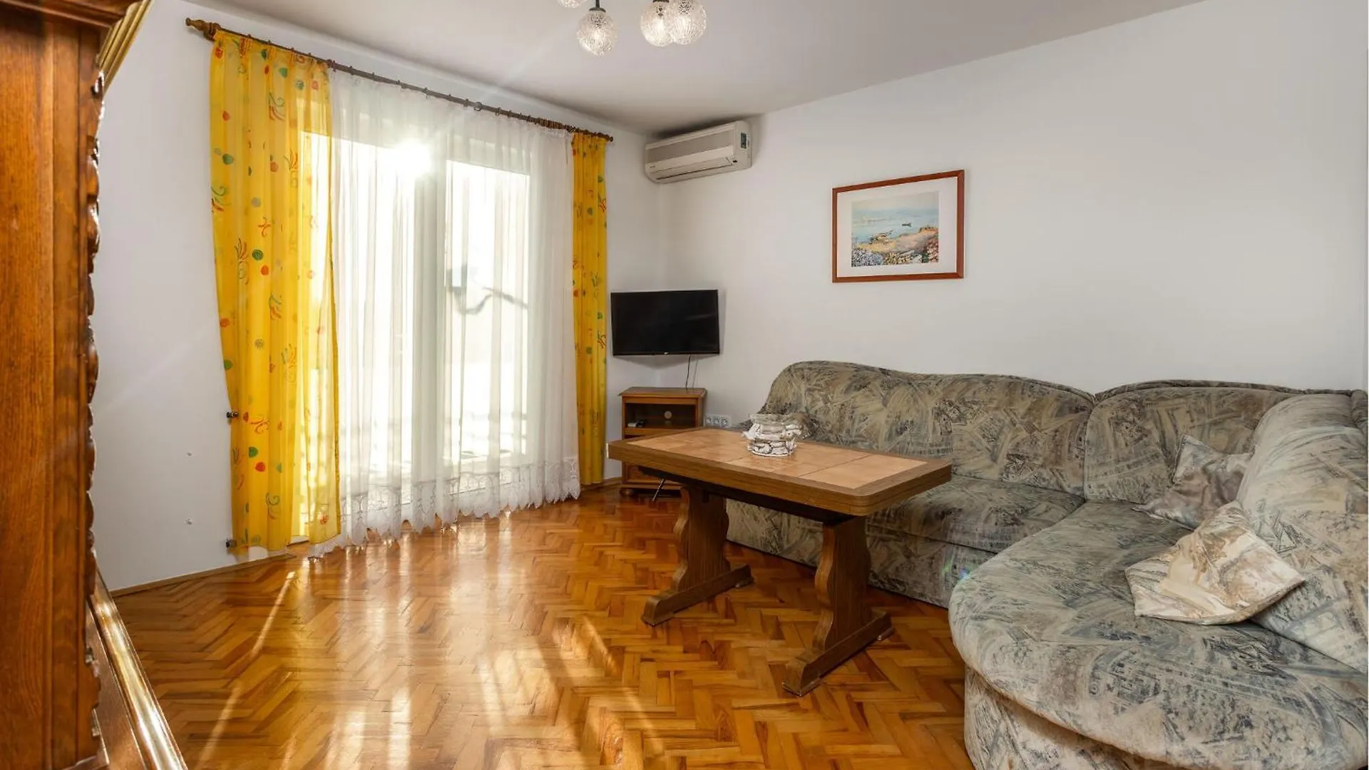 2 Bedroom Awesome Apartment In Selce Croatia