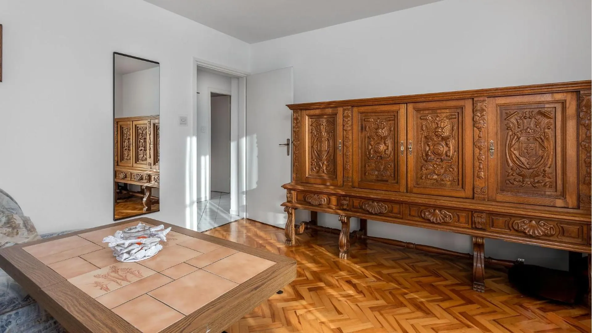 2 Bedroom Awesome Apartment In Selce 0*,